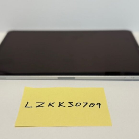 Apple iPad Pro Silver 128GB - Picture 6 of 12